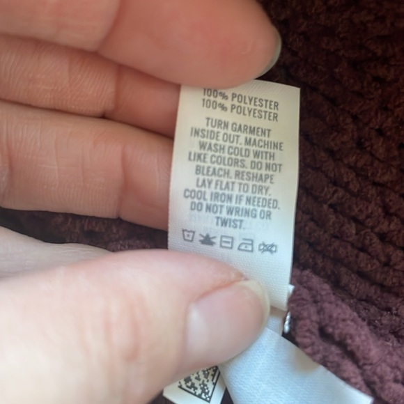 Aerie Cozy Plush Women's Burgundy Cardigan - Picture 7 of 7